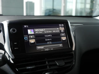 Peugeot 2008 1.2 110PK PureTech Allure | Apple Carplay | Navigatie | Cruise Control | Parkeersensoren | Camera / 30