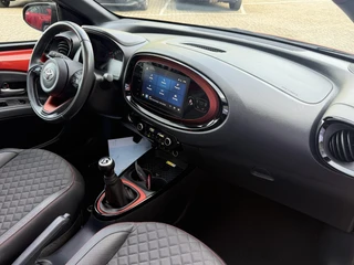 Toyota Aygo X 1.0 VVT-i MT Envy CABRIO KEYLESS PARK-SENSOREN STOELVERWARMING APPLE/ANDROID LM-VELGEN 18" / 5