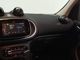 Smart Forfour 1.0 Passion | Automaat | Carplay | Cruise Control | LED | Bicolor | Camera | Lichtmetalen velgen 15 Inch / 34
