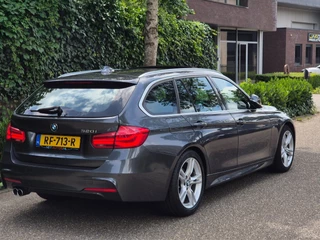BMW 3-serie Touring M Sport High Ex Panorama A CarPlay Keyless Virtual dash Camera 320i High Executive / 9