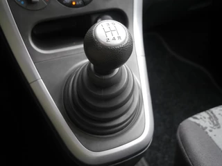 Opel Agila 1.0 Berlin | 1e eigenaar | Trekhaak voor fietsendrager | Dealer onderhouden | Lichtmetalen velgen | Airco | Extra getint glas | Hoge instap / 23