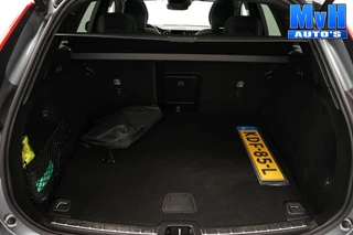 Volvo XC60 2.0 PHEV T6 AWD R-Design|PANO|H/K|TREKH|SOH93% / 22