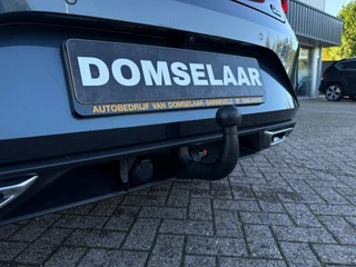 SEAT Leon 1.4 TSI eHybrid PHEV FR 204PK Trekhaak Camera Carplay ACC / 8
