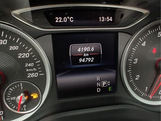 Mercedes-Benz B-Klasse 200 PRESTIGE AUTOMAAT  Pano | Dodehoeksensoren | Clima | Trekhaak / 16
