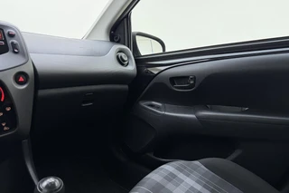 Peugeot 108 1.0 e-VTi Blue Lease | Elek. ramen | Airco | Stuurbediening | Centrale deurvergrendeling | / 23