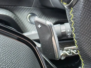 Peugeot 208 1.2 PureTech GT | ADAPTIVE | CAMERA | CARPLAY / 22