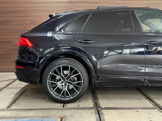 Audi Q8 55 TFSI quattro Pro Line Plus S Line |Black Pack | Luchtvering | PANO| Matrix-Led | 22INCH |BANG&OLUFSEN |TREKHAAK / 15