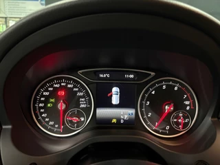 Mercedes-Benz A-Class 180 Business Solution/ Automaat/ NL auto/ Sensoren/ Achteruitrijcamera / 19