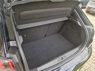 Peugeot 208 1.2T Automaat Allure | Climate & Cruise Control | Parkeersensoren | 17INCH | Applecarplay/Android Auto | / 11