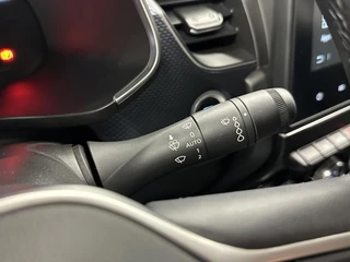 Renault Arkana 1.6 E-Tech full hybrid 145 evolution CAMERA CRUISE LM NAVI CARPLAY. / 25