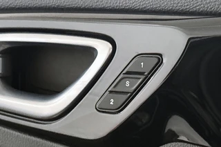 Jeep Compass 4xe 240 Plug-in Hybrid Electric S Stuur-Stoelverwarming Leder Memory Keyless 19" / 19