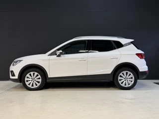 SEAT Arona 1.0 TSI Xcellence Business Intense Camera | Sfeerverlichting | Stoelverwarming | Adaptive cruise | Carplay / 4