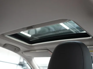 Mitsubishi Outlander 2.0 PHEV Pure / 12