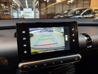 Citroën C4 Cactus 1.2 PureTech Shine / 17