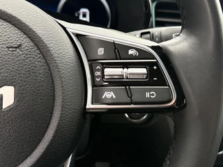 Kia Ceed 1.0 T-GDi Design Edition | Camera | LED | Stoel + Stuurverwarming | Apple Carplay / Android Auto | Halfleder / 18