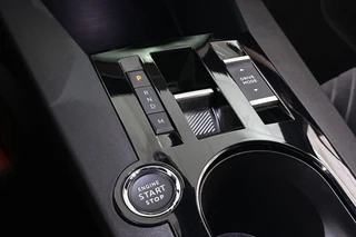 Lancia Ypsilon 1.2 Turbo Hybrid LX / 23
