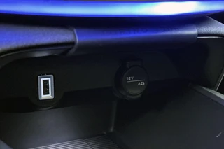 Lancia Ypsilon 1.2 Turbo Hybrid LX / 38