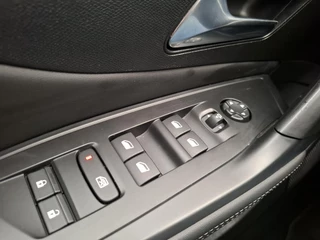 Peugeot 308 SW 130 Allure Nav/Clim/Cam/LMV / 26