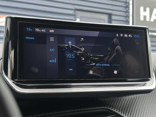Peugeot 208 Hybrid 110pk e-DCS6 Allure | Adaptieve Cruise Control | Parkeercamera/-sensoren | Apple Carplay/Android Auto | Full LED | Navigatie | DAB | Climate Control | / 17