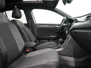 Volkswagen T-Roc 1.5 TSI Sport Business R-line | Trekhaak afneembaar | Pano | Winterpakket | Virtual | / 5