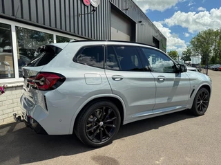 BMW X3 M40I XDrive High Ex. 360Pk Panorama M stoelen Hud H&K Trekhaak Laser 1e eigenaar! 360camera / 19