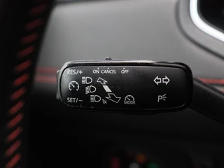 SEAT Arona 1.0 TSi 115 Pk Fr Business Intense | Carplay | Cruise Control | Climate Control | Camera | Parkeersensoren | 17 Inch / 24