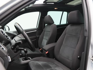 Volkswagen Tiguan 1.4 TSi R-Line Edition 125 Pk | Panoramadak | Trekhaak | Camera | Cruise Control | Climatronic | Navigatie | 18 Inch / 8