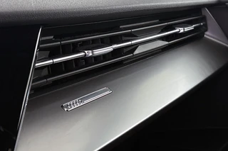 Audi A3 Sportback 35 TFSI Advanced Automaat Stoelverwarming LED Sportstoelen / 34