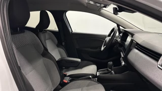 Renault Clio 1.6 E-Tech Full Hybrid 145 evolution CAMERA NAVI CARPLAY CRUISE. / 5