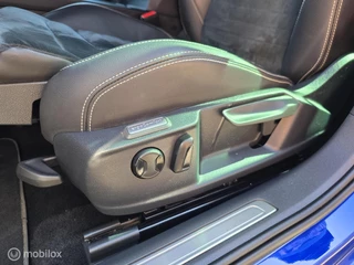 Variant 1.5 TSI R-Line | Trekhaak | Virtual Cockpit | Alcantara | Keyless | Stoelverw. | 17" LMV | PDC V+A / 20