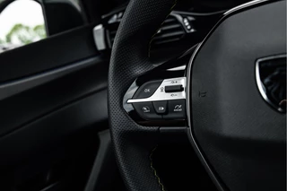 Peugeot 308 SW 1.6 Plug-in Hybrid 225 GT  | SOH 100% | Pano | Camera / 35