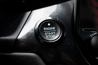 Ford Fiesta 1.0 EcoBoost Hybrid ST-Line|WINTERPACK|KEYLESS|CLIMATE|CARPLAY|PDC|PARK ASSIST / 20