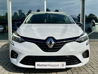 Renault Clio 1.0 TCe 90 Evolution  | Lichtmetaal | Parkeersensoren | Dodehoek | Navigatie | Airco | Cruise Control | Chrome Pakket | Elektrische Ramen | Getint Glas | NL Auto | BTW Auto | Apple CarPlay/Android Auto / 8