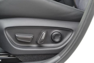 Lexus LBX 1.5 Cool 2WD ELEK-STOEL STOELVERWARMING KEYLESS ELEK-KOFFERKLEP BLIND-SPOT / 15