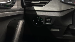 Skoda Kamiq 1.0 TSI Ambition CAMERA CARPLAY LED CRUISE DAB. / 24