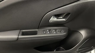 Opel Corsa 1.2 Edition CRUISE DAB CARPLAY LED 11000 KM. / 20