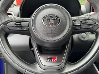 Toyota Yaris 1.5 Hybrid 130 GR SPORT NL-AUTO APPLE/ANDROID CARPLAY PARKEERCAMERA SPORTSTOELEN / 14