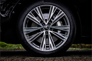 Audi A6 Avant 55 TFSI Quattro Sport  Luchtvering 20" Panorama ACC / 18