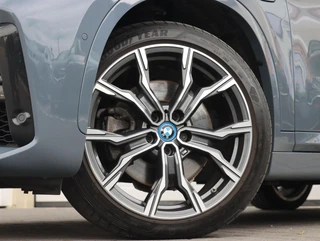 BMW X1 xDrive25e High Executive M-sport | SOH 88% | Panoramadak / 12