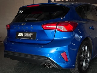 Ford Focus 1.0 EcoBoost ST Line Business Trekhaak Navi ACC Smartlink 17'' / 11