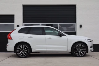 Volvo XC60 2.0 T6 310pk AWD Heico Sport - Panoramadak - 22 inch - Head up - Half leder - Camera / 6