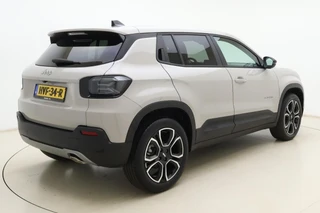 Jeep Avenger 1.2 e-Hybrid 110pk Automaat Summit | Navigatie | Achteruitrijcamera | Adapt. Cruise control | Climate control | Elektrische achterklep | Keyless | 18" Lichtmetalen velgen | 8 jaar garantie / 2