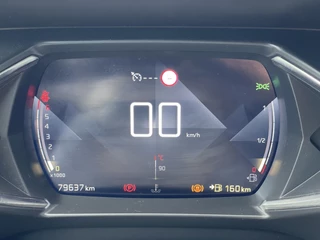 DS DS 3 Crossback 100pk Business (Navigatie - Automatische Airco - 17" incl 4S - Apple Carplay - Parkeersensoren) / 18