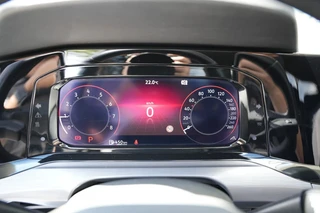 Volkswagen Golf 1.5 TSI Style Pano, ACC,Carplay,Navi / 24