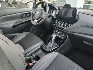Suzuki S-Cross 1.4 BOOSTERJET SE60 AUTOMAAT  Direct Leverbaar | Tot 10 JAAR GARANTIE!  Inclusief € 2.250,- Voorraad Voordeel / 12