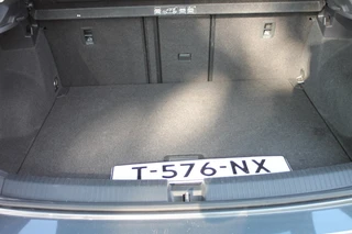 Volkswagen T-Roc 1.5 TSI Sport 150pk Stoel/stuur verwarming / afneembare trekhaak. / 15