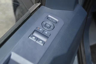 Kia Pv5 Passenger 71,2 kWh 163pk Elite / 19
