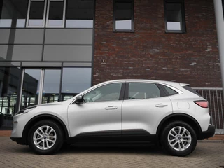 Ford Kuga 2.0 TDCi 150pk Titanium | Diesel | Trekhaak 1900kg | Navigatie | Climate control | Achteruitrijcamera | Cruise control | Keyless | Lichtmetalen velgen / 7