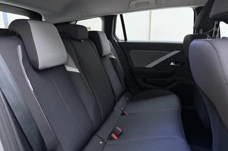 Opel Astra Electric 54 kWh Business Edition / 14