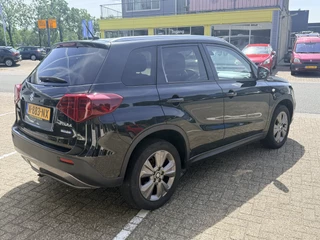 Suzuki Vitara 1.4 Boosterjet Select Smart Hybrid  | Trekhaak | Apple/Android | Adapt. Cruise | Camera | Stoelverwarming / 10